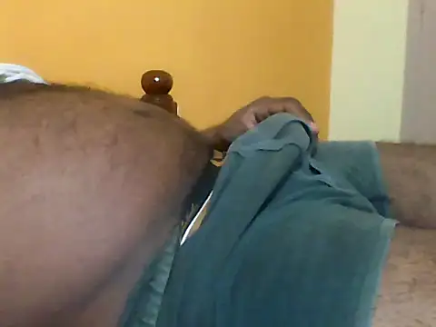 Snapshot of Indianguymohan chatting on September 9, 4:49 pm Indianguymohan online show from September 9, 4:49 pm