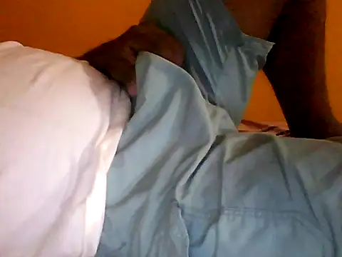 Snapshot of Indianguymohan chatting on September 17, 5:15 pm Indianguymohan online show from September 17, 5:15 pm