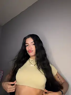 Snapshot of Sammy_pink chatting on July 11, 11:49 pm Sammy pink online show from July 11, 11:49 pm