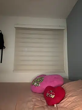 Snapshot of Sammy_pink chatting on July 26, 2:40 am Sammy pink online show from July 26, 2:40 am