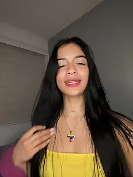 Snapshot of Sammy_pink chatting on May 19, 1:56 am Sammy pink online show from May 19, 1:56 am