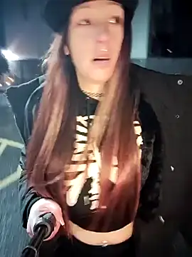 Snapshot of Babii_Nova chatting on December 16, 2:15 am Babii Nova online show from December 16, 2:15 am