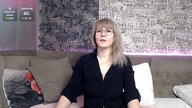 mandy foxxx online show from November 2, 10:20 am