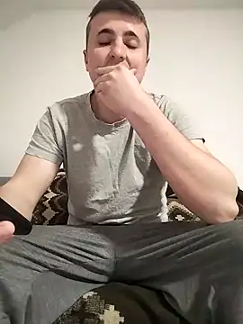 MrNoBoDy000 online show from April 9, 8:04 pm