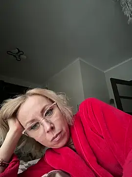 LuxuryNika online show from February 11, 2:28 pm