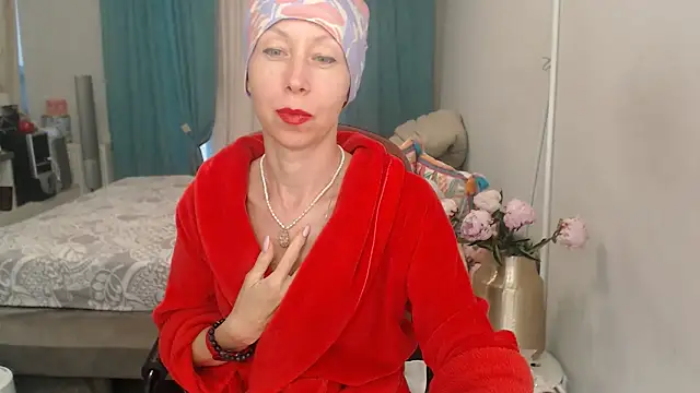 Snapshot of LuxuryNika chatting on July 14, 5:30 pm LuxuryNika online show from July 14, 5:30 pm