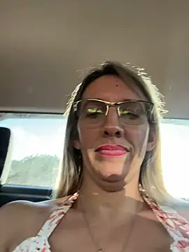 Gatitacarlita online show from February 27, 8:53 pm