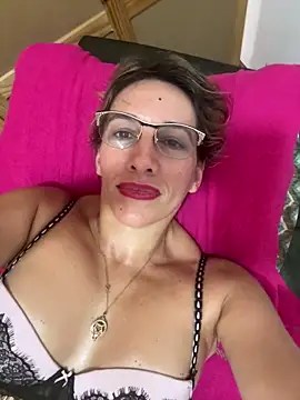 Gatitacarlita online show from February 25, 1:43 pm