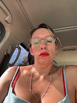 Gatitacarlita online show from March 7, 12:32 pm