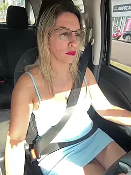 Gatitacarlita online show from March 10, 7:29 pm