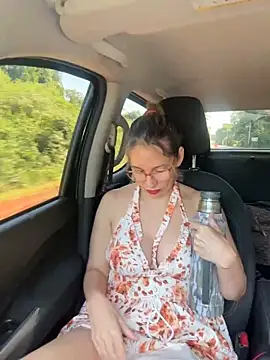 Gatitacarlita online show from November 28, 12:27 pm