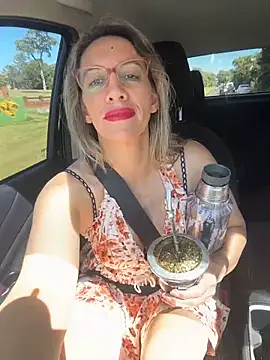 Gatitacarlita online show from November 21, 12:26 pm