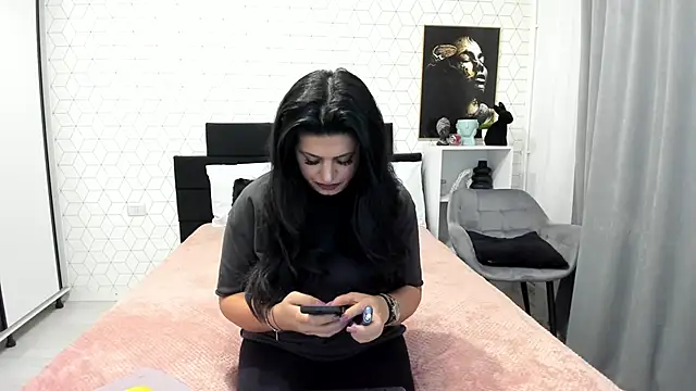 Snapshot of Heidix chatting on November 7, 4:06 am Heidix online show from November 7, 4:06 am