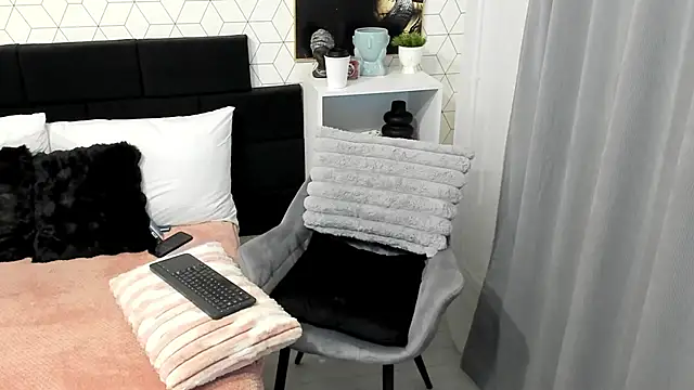 Heidix online show from March 13, 4:49 am