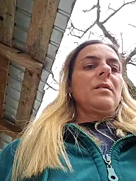 IsabelleCraft online show from March 22, 1:41 pm