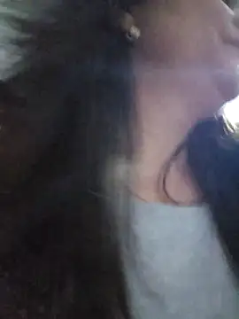 IsabelleCraft online show from February 2, 2:38 pm