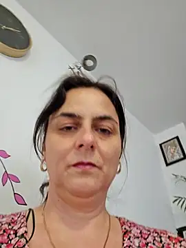 IsabelleCraft online show from February 11, 11:10 am