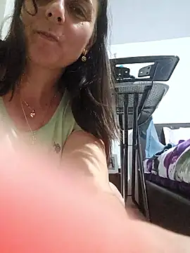 IsabelleCraft online show from March 28, 5:14 pm