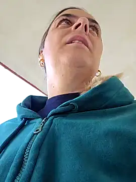 IsabelleCraft online show from March 22, 7:47 am