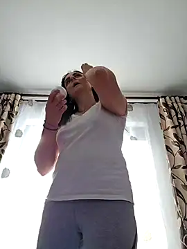 IsabelleCraft online show from February 22, 9:11 am