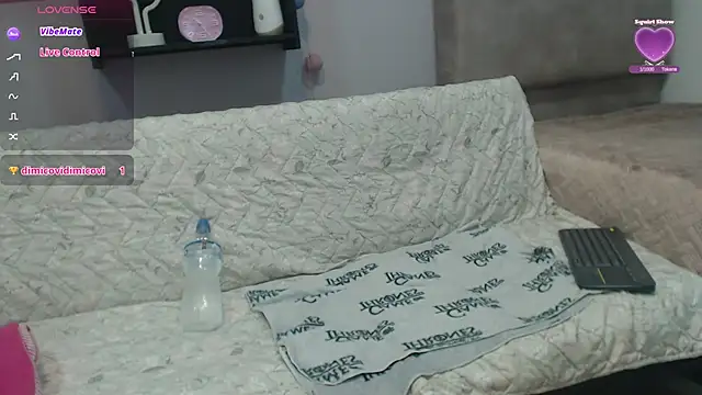 Snapshot of valevicious chatting on February 28, 7:35 pm valevicious online show from February 28, 7:35 pm