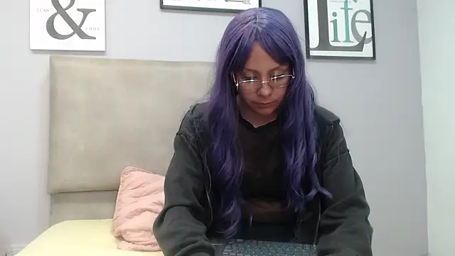 Snapshot of valevicious chatting on September 23, 3:52 pm valevicious online show from September 23, 3:52 pm