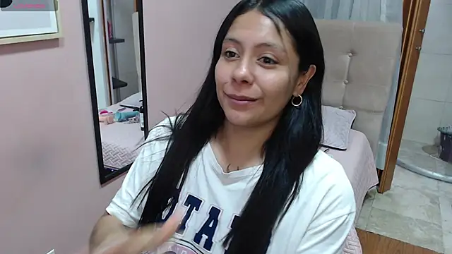 Snapshot of valevicious chatting on February 17, 10:49 pm valevicious online show from February 17, 10:49 pm