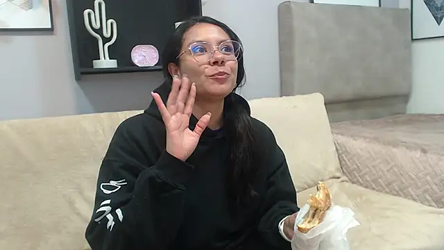 Snapshot of valevicious chatting on February 25, 1:32 pm valevicious online show from February 25, 1:32 pm