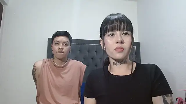 dulce maria x online show from March 5, 8:11 am