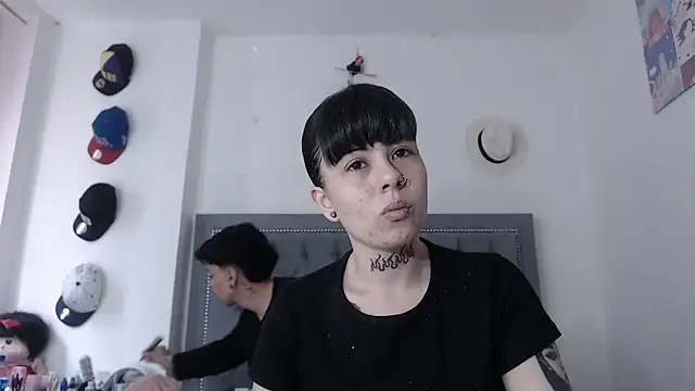 dulce maria x online show from October 7, 12:39 pm