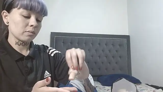 dulce maria x online show from March 15, 2:02 pm