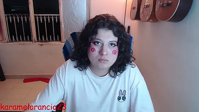 Snapshot of Smoke_trip_Alicia chatting on October 7, 3:40 am Smoke trip Alicia online show from October 7, 3:40 am