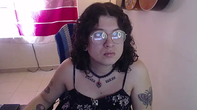 Smoke trip Alicia online show from December 1, 11:22 am