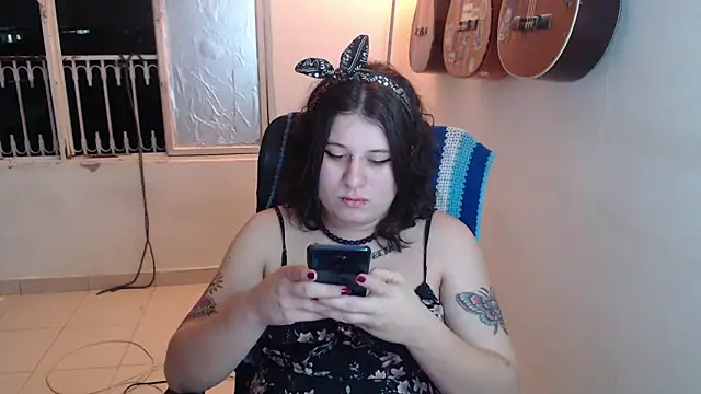 Smoke trip Alicia online show from October 31, 2:41 am