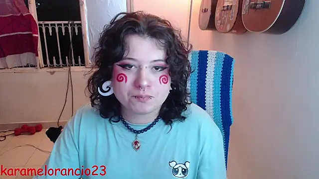 Snapshot of Smoke_trip_Alicia chatting on September 17, 3:52 am Smoke trip Alicia online show from September 17, 3:52 am