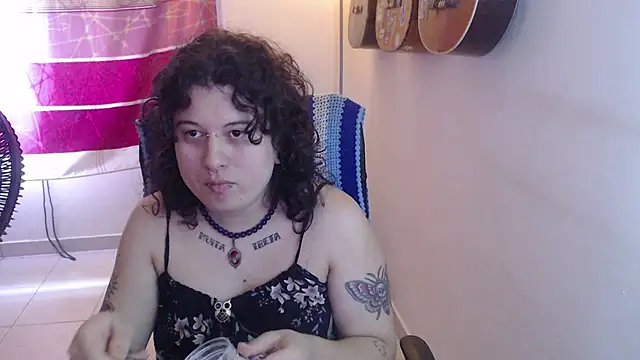 Smoke trip Alicia online show from January 9, 12:01 pm