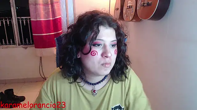 Snapshot of Smoke_trip_Alicia chatting on October 4, 3:41 am Smoke trip Alicia online show from October 4, 3:41 am