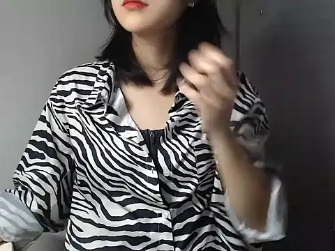 Bigg Pussyy Catt online show from December 17, 8:45 am