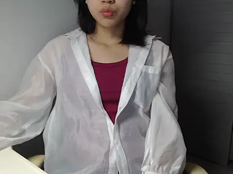 Bigg Pussyy Catt online show from December 9, 8:22 am