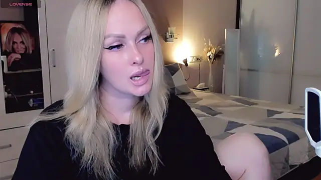 Libby Nora online show from October 22, 10:58 am
