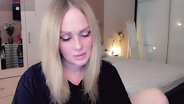 Libby Nora online show from February 19, 10:34 am