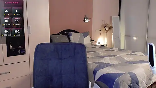 Snapshot of Libby_Nora chatting on October 24, 12:59 pm Libby Nora online show from October 24, 12:59 pm