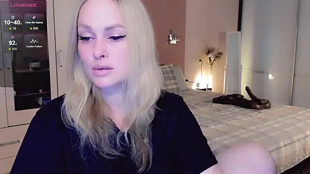 Snapshot of Libby_Nora chatting on November 7, 9:47 am Libby Nora online show from November 7, 9:47 am