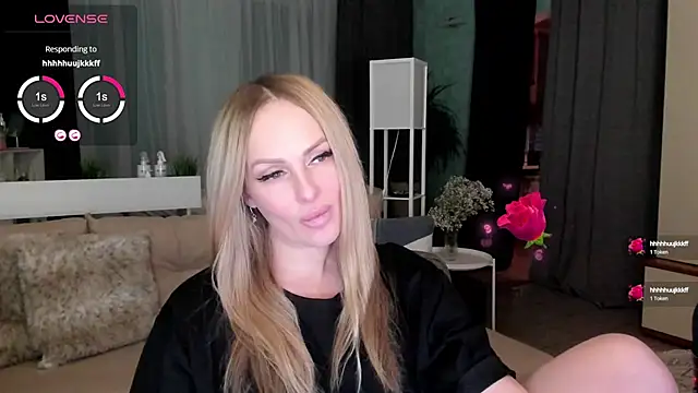 Libby Nora online show from February 4, 3:04 pm