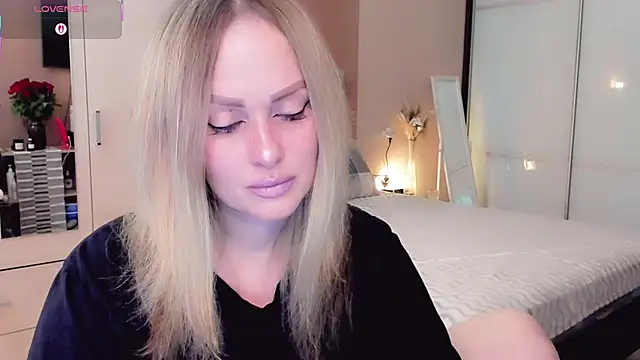 Libby Nora online show from March 10, 9:35 am