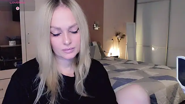 Snapshot of Libby_Nora chatting on November 2, 9:36 am Libby Nora online show from November 2, 9:36 am