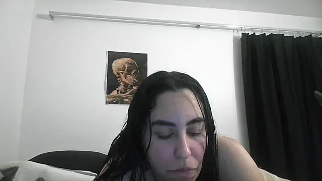 Snapshot of WetFlower69 chatting on July 17, 2:20 am WetFlower69 online show from July 17, 2:20 am