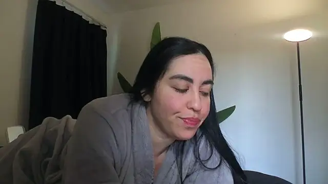 Snapshot of WetFlower69 chatting on June 21, 12:11 pm WetFlower69 online show from June 21, 12:11 pm