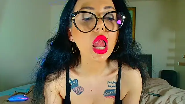 angeliquevany online show from March 12, 8:20 pm