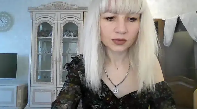 BarbaraKim online show from February 7, 8:55 am